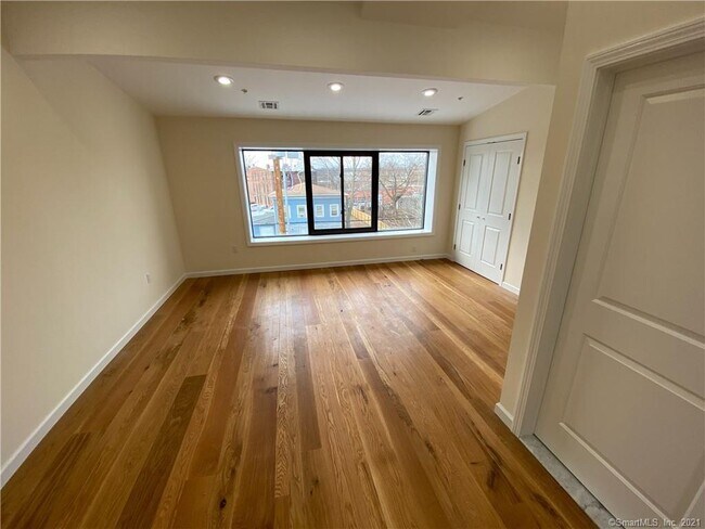 Foto del edificio - 59 Dixwell Ave