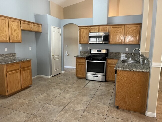 Foto del edificio - 4710 Silver Mountain Ct