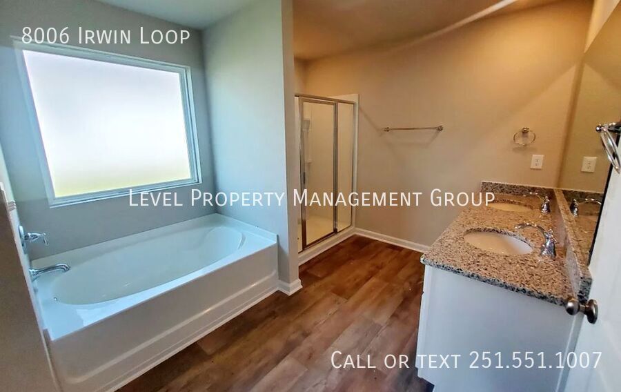 Foto del edificio - 8006 Irwin Loop