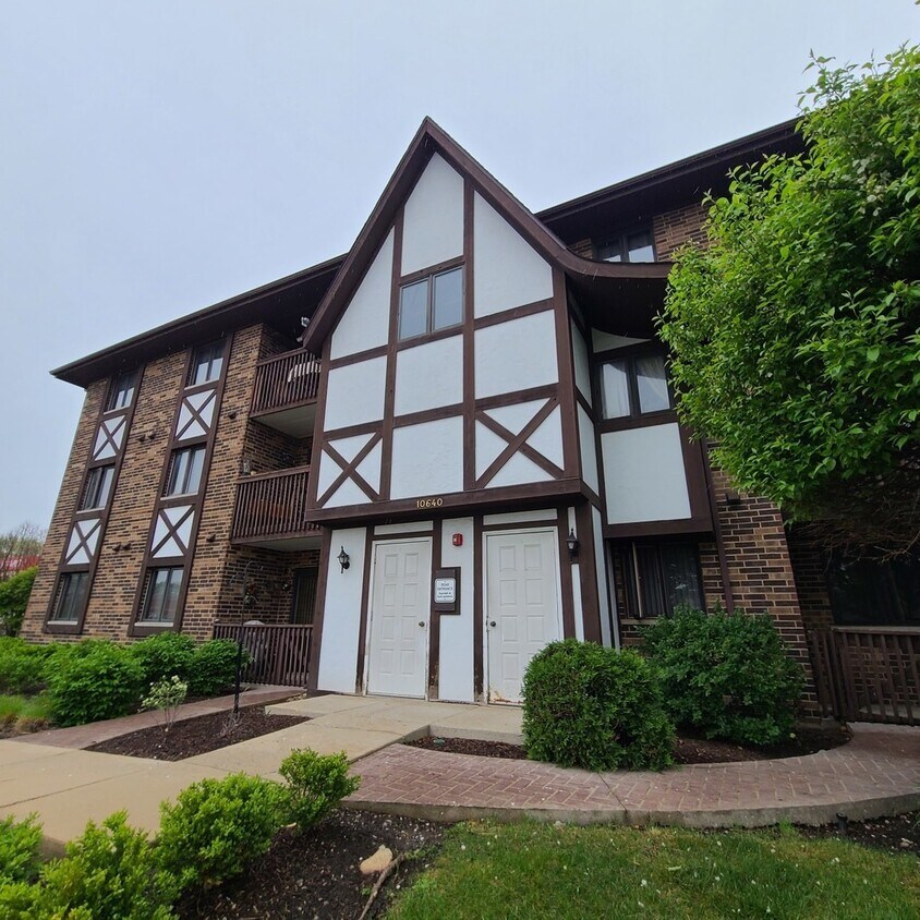 10640 Ridgeland Ave Unit 1D, Chicago Ridge, IL 60415 Condo for Rent