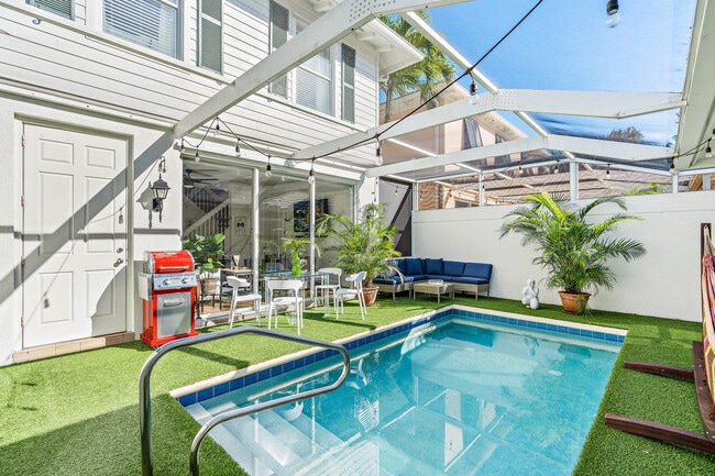 Foto del edificio - 116 Caravelle Dr