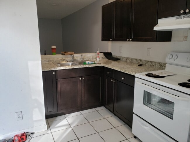 Photo - 15633 Avalon Ave Apartment