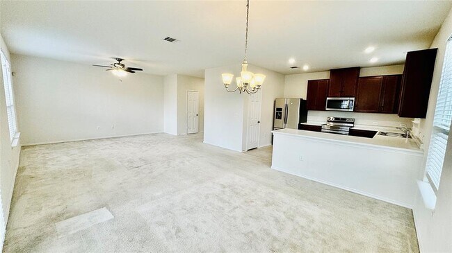 Foto del edificio - 901 Sawbuck Dr