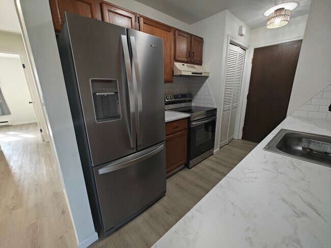 Foto del edificio - 11 Marion Ave