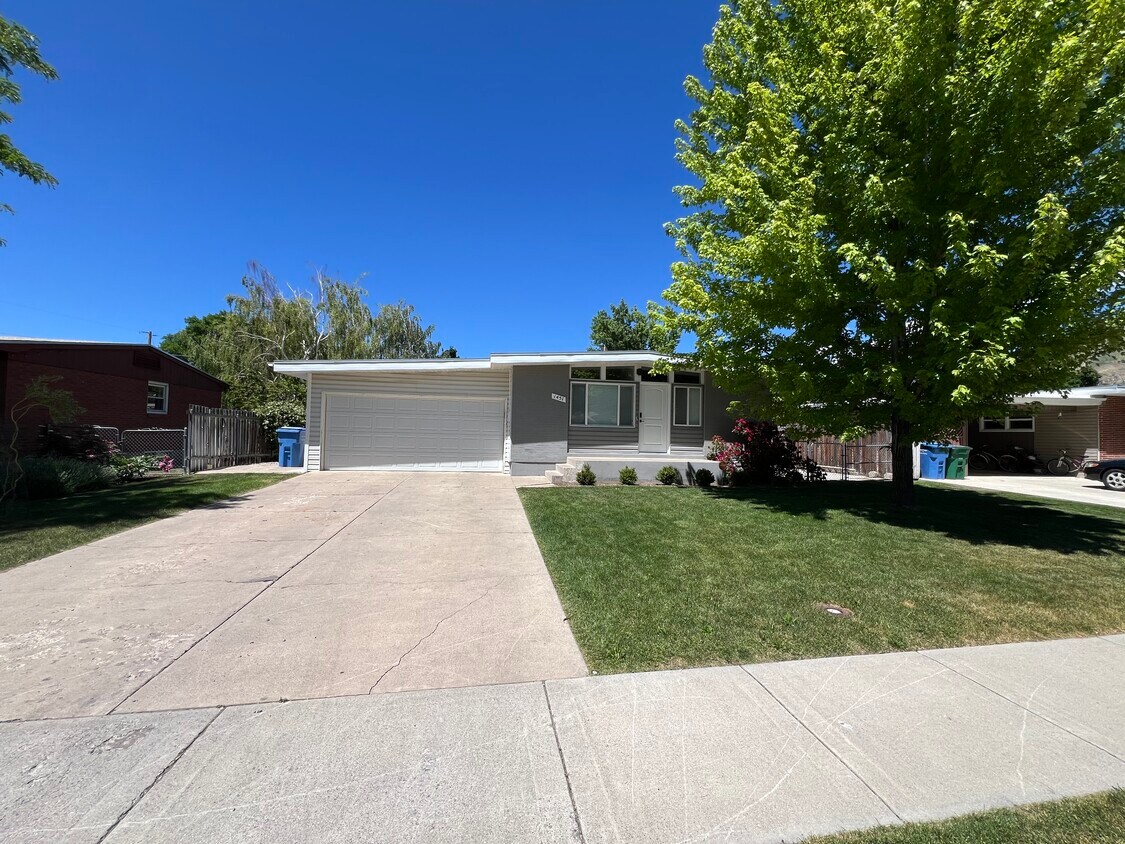 Foto principal - 1451 Lynnwood Ave