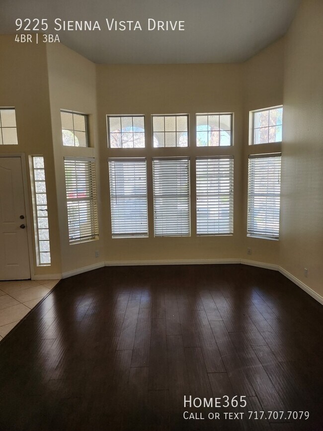 Building Photo - Charming 4-Bed, 3-Bath Home with Private P...