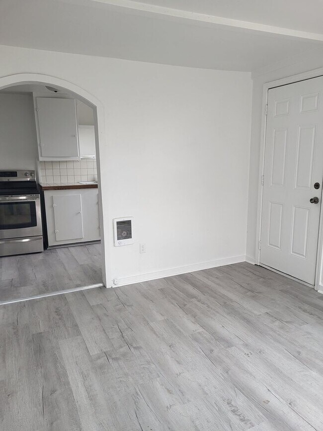 Foto del edificio - Updated 1 bedroom unit