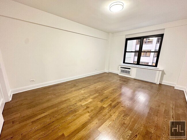 Foto del edificio - EAST 57 STREET