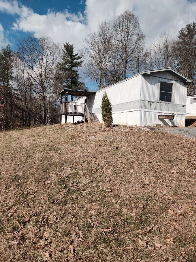 Foto del edificio - 36 Misty Mountain Way