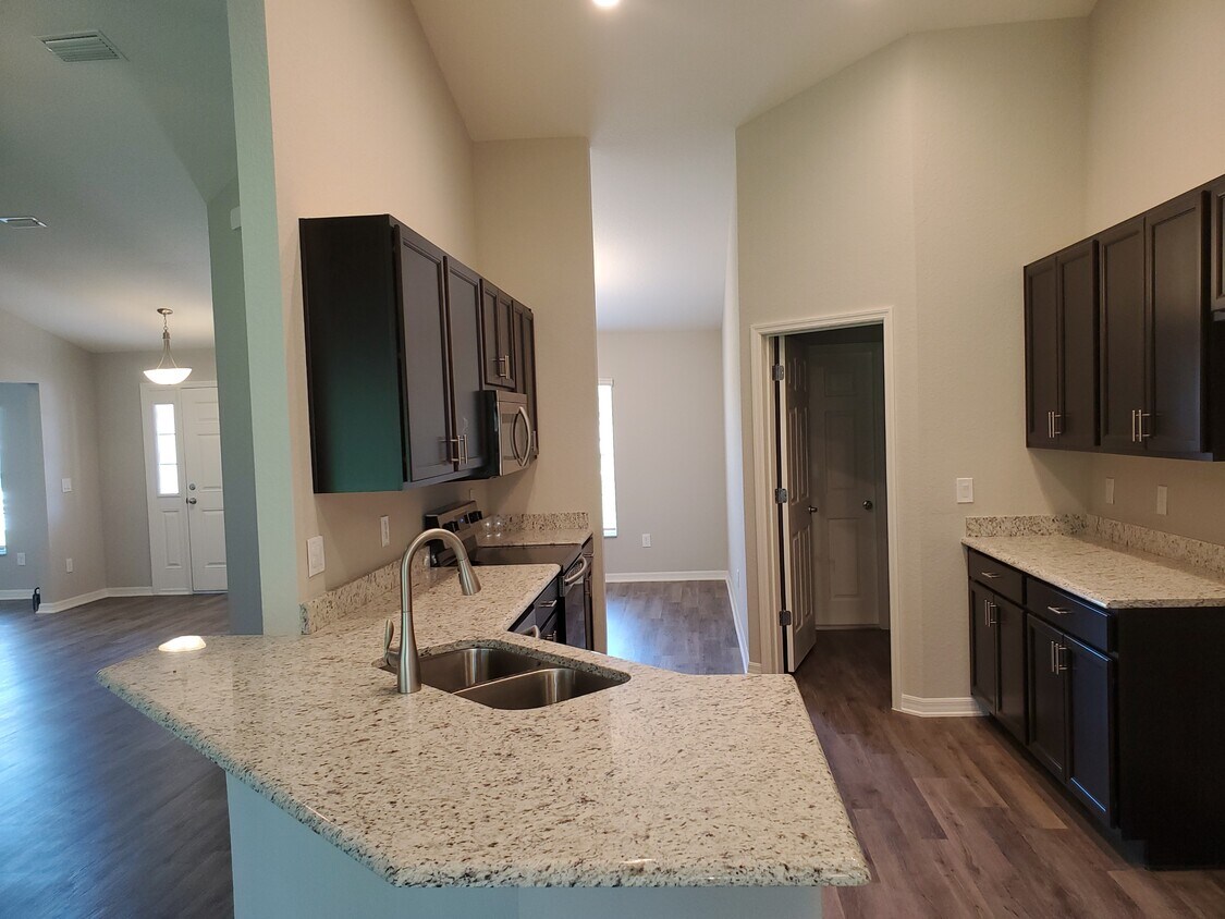 Foto del edificio - 5076 SW 104th Loop