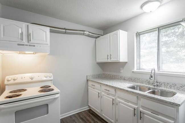 Photo - 4405 Delashmitt Rd Apartment