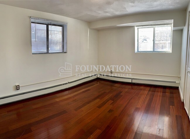 Building Photo - 70 Lafayette Ave