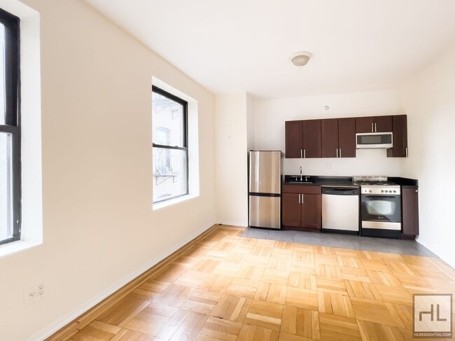 Building Photo - West 11th Street
