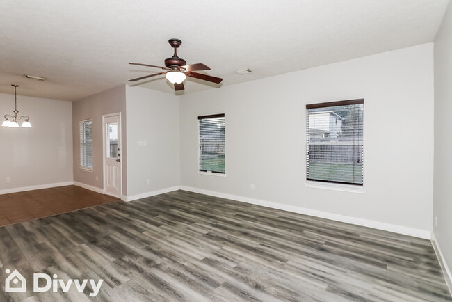 Foto del edificio - 20403 Baron Bend Ln