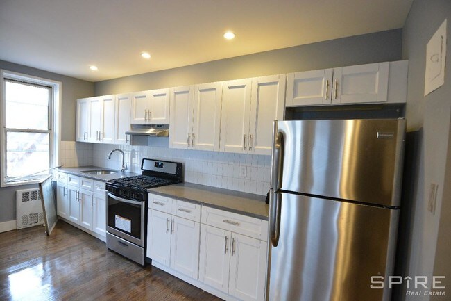 Foto del edificio - 557 E 21st St