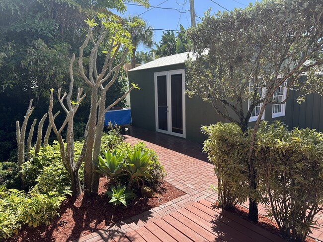 Photo - 616 Upland Rd House