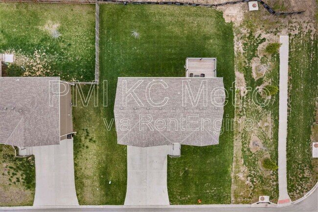 Foto del edificio - 21116 E 8th St S