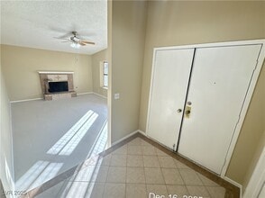 Building Photo - 3674 Duneville St