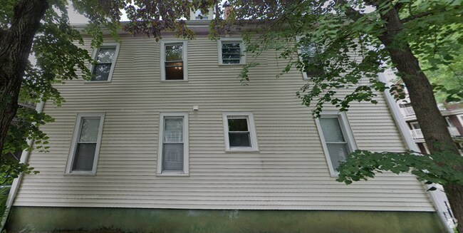 Building Photo - 216 Freeman St