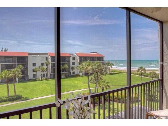 Building Photo - 1945 Gulf of Mexico Dr
