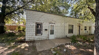 Building Photo - 407 N Clayton Ave