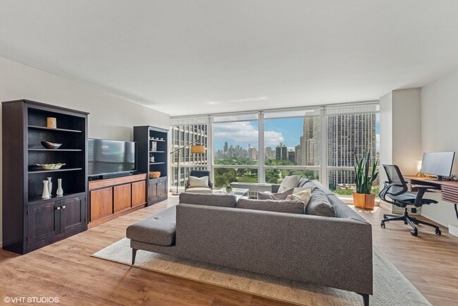 Foto del edificio - 340 W Diversey Pky