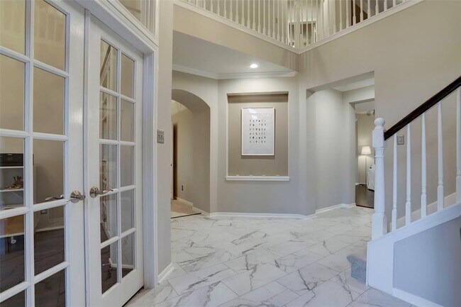 Building Photo - 5726 Ballina Canyon Ln