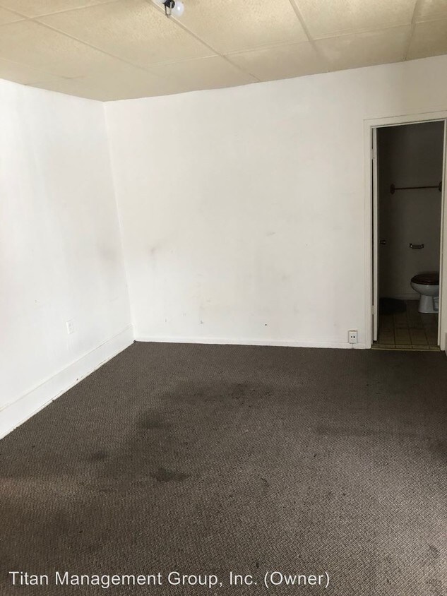 Foto del edificio - 857 E Walnut St