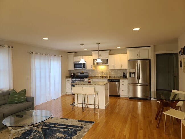Foto del edificio - 260 Drakeside Rd