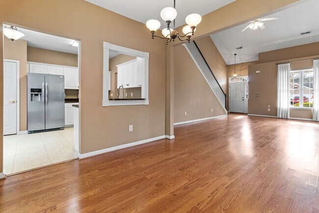 Building Photo - Chadbury House