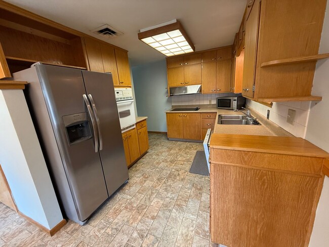 Foto del edificio - 3 Bed 2 Bath Home