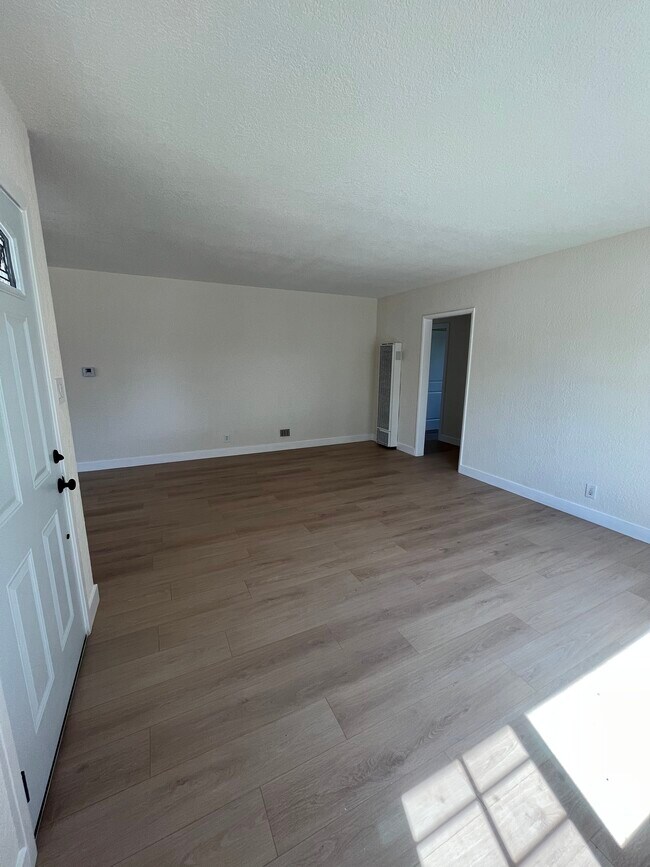 Foto del edificio - 1314 S Helberta Ave