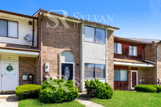 Building Photo - The Lifestyle You Deserve.