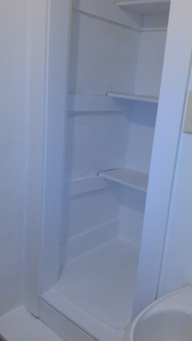 Building Photo - 315 N Calhoun St