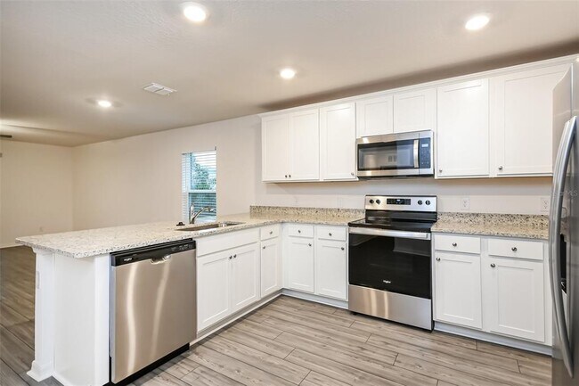 Foto del edificio - 2006 Maple Ln