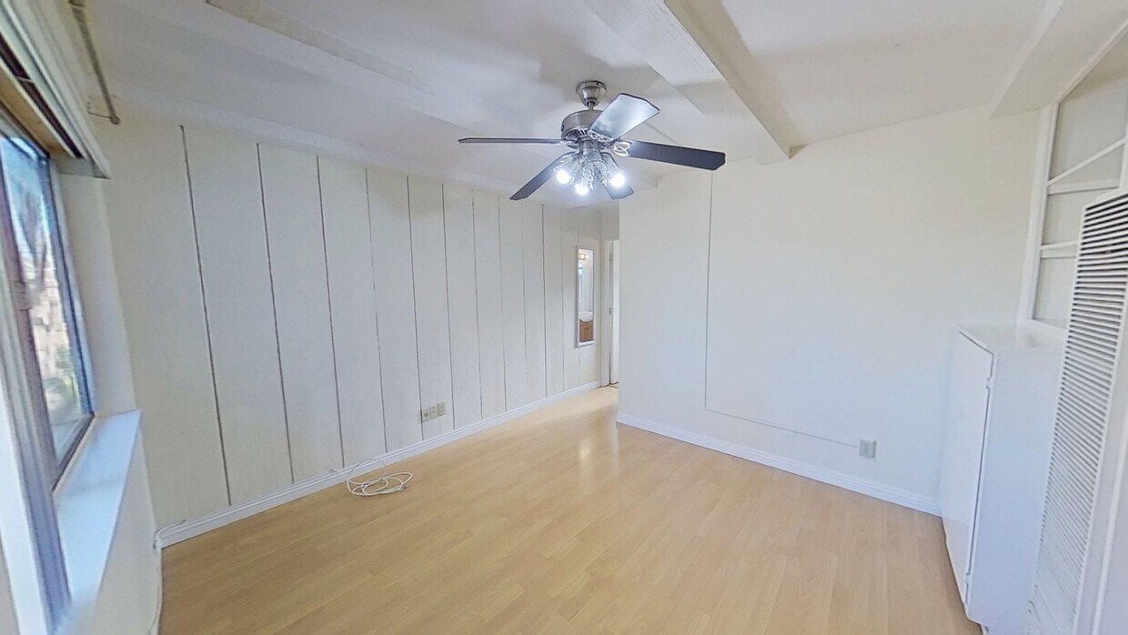 Foto principal - 336 E 20th St