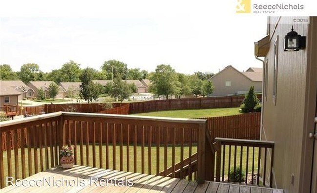 Building Photo - 806 NW 109th Ct
