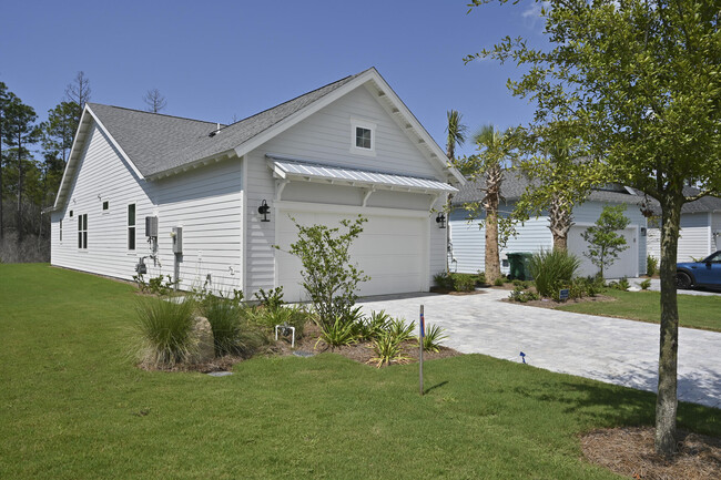 Building Photo - 122 Lafayette Rd