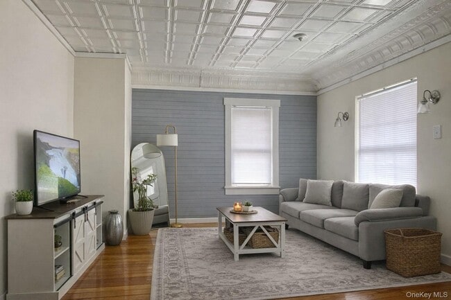 Foto del edificio - 103 Watkins Ave