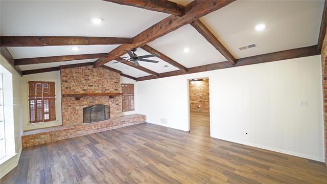 Foto del edificio - 7851 N FM Rd 51