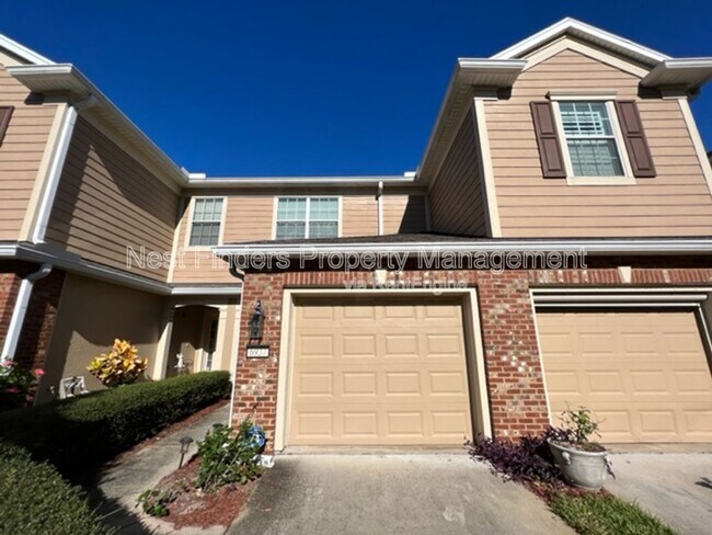 Building Photo - 6937 Woody Vine Dr
