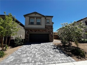 Building Photo - 10147 W Meranto Ave