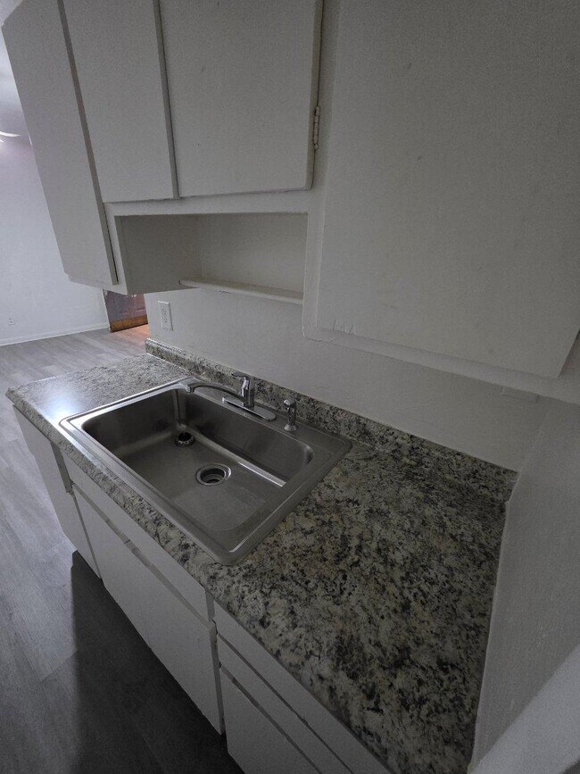 Foto del edificio - 1815 Cleveland Ave