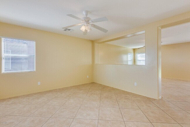 Foto del edificio - 11583 W Purdue Ave