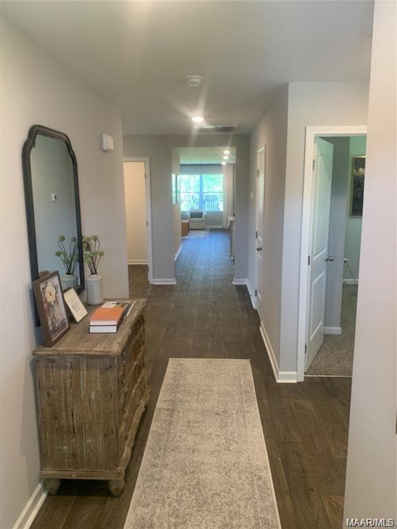 Foto del edificio - 6006 Singleton Ct