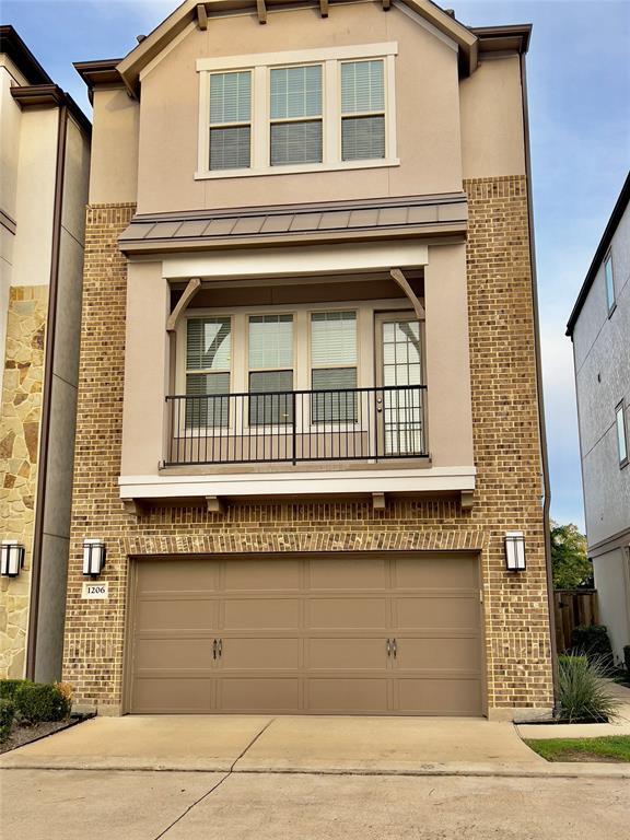 Foto principal - 1206 Birkland Pine Ln