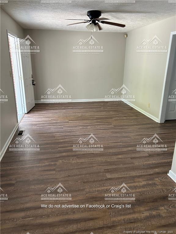 Building Photo - 1635 Ireland Dr