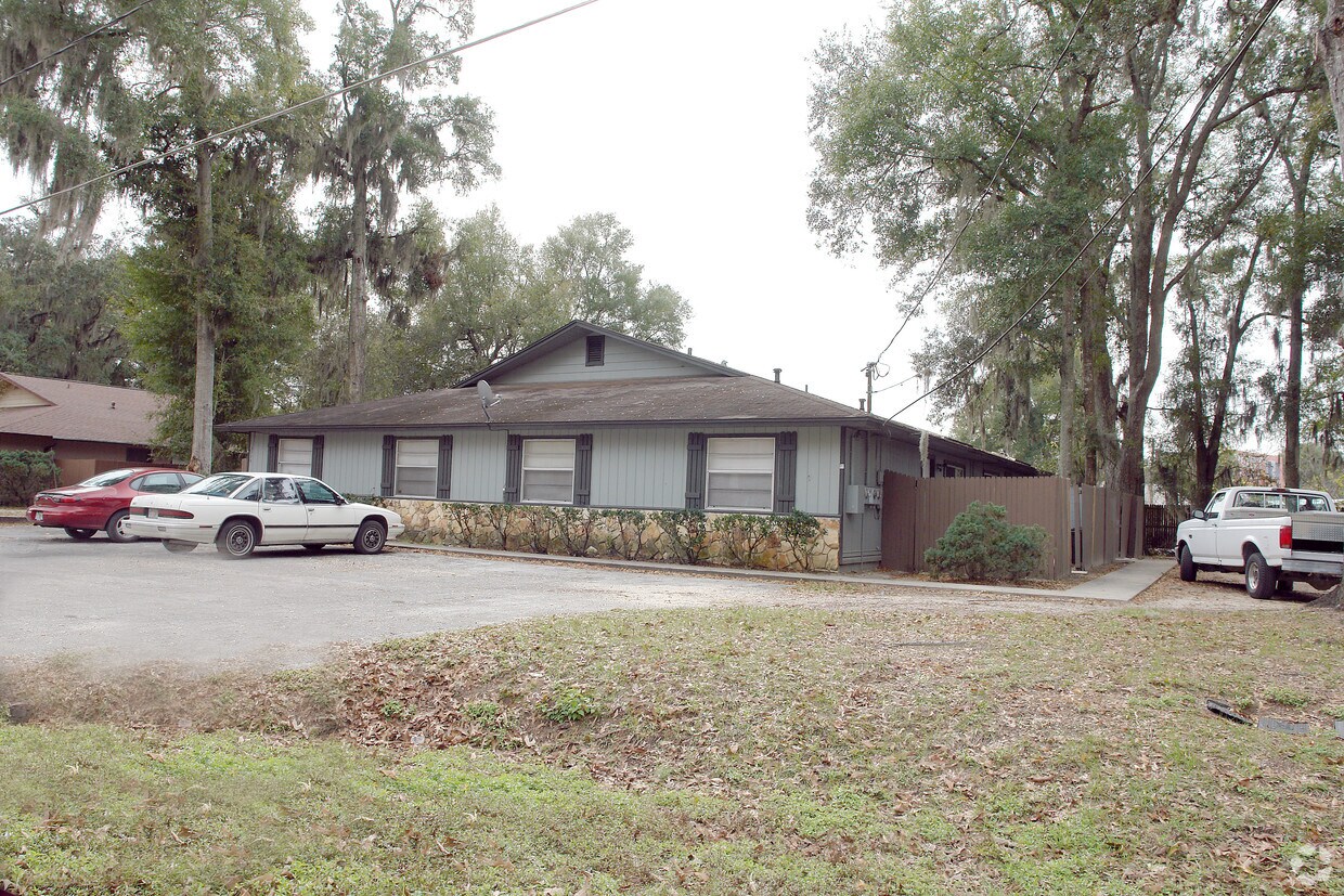 Building Photo - 1770 SE 40th Street Rd