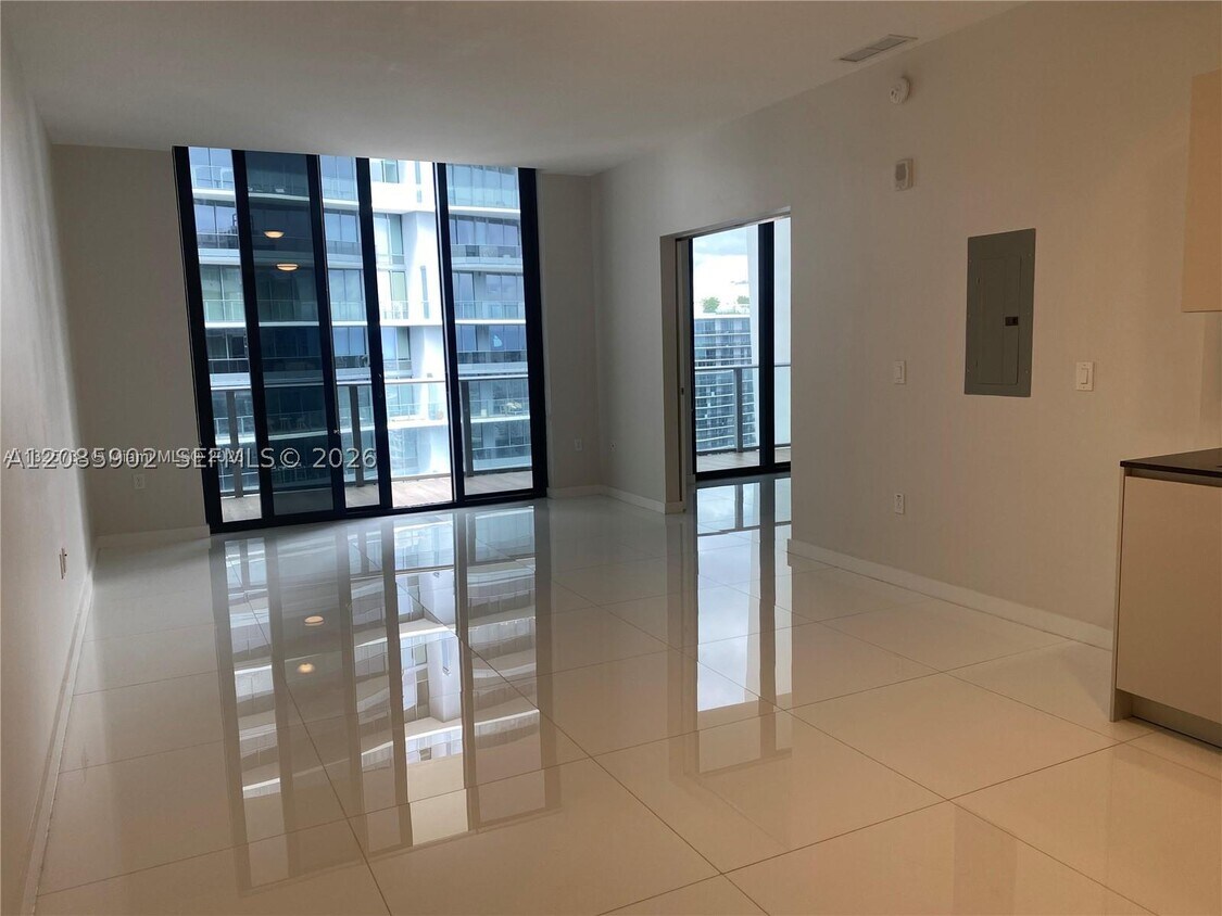 Foto del edificio - 1010 Brickell Ave