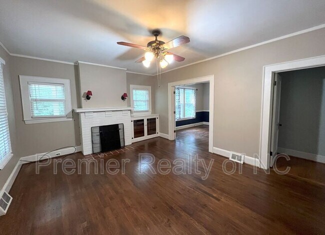 Building Photo - 3022 Polo Rd